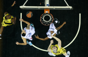 NBA-players-ball-court