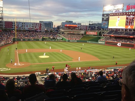 Teams playing baseball