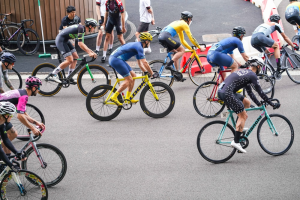 Cycle racing in Milton